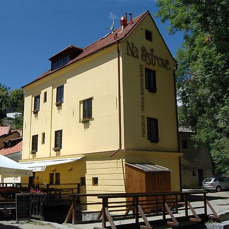 Penzion Na Ostrove Cesky Krumlov Bagian luar foto
